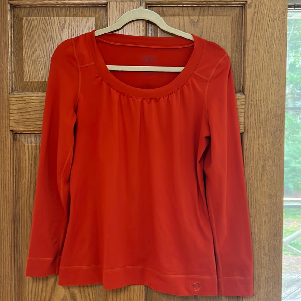 Mountain Hardwear women’s long sleeve shirt size S